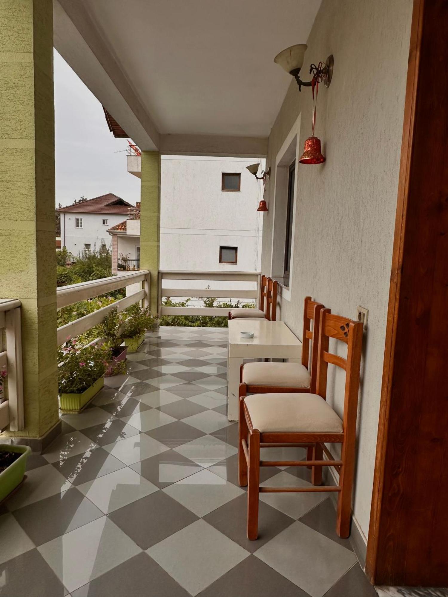 Hostel Grande House Tirana Exterior photo