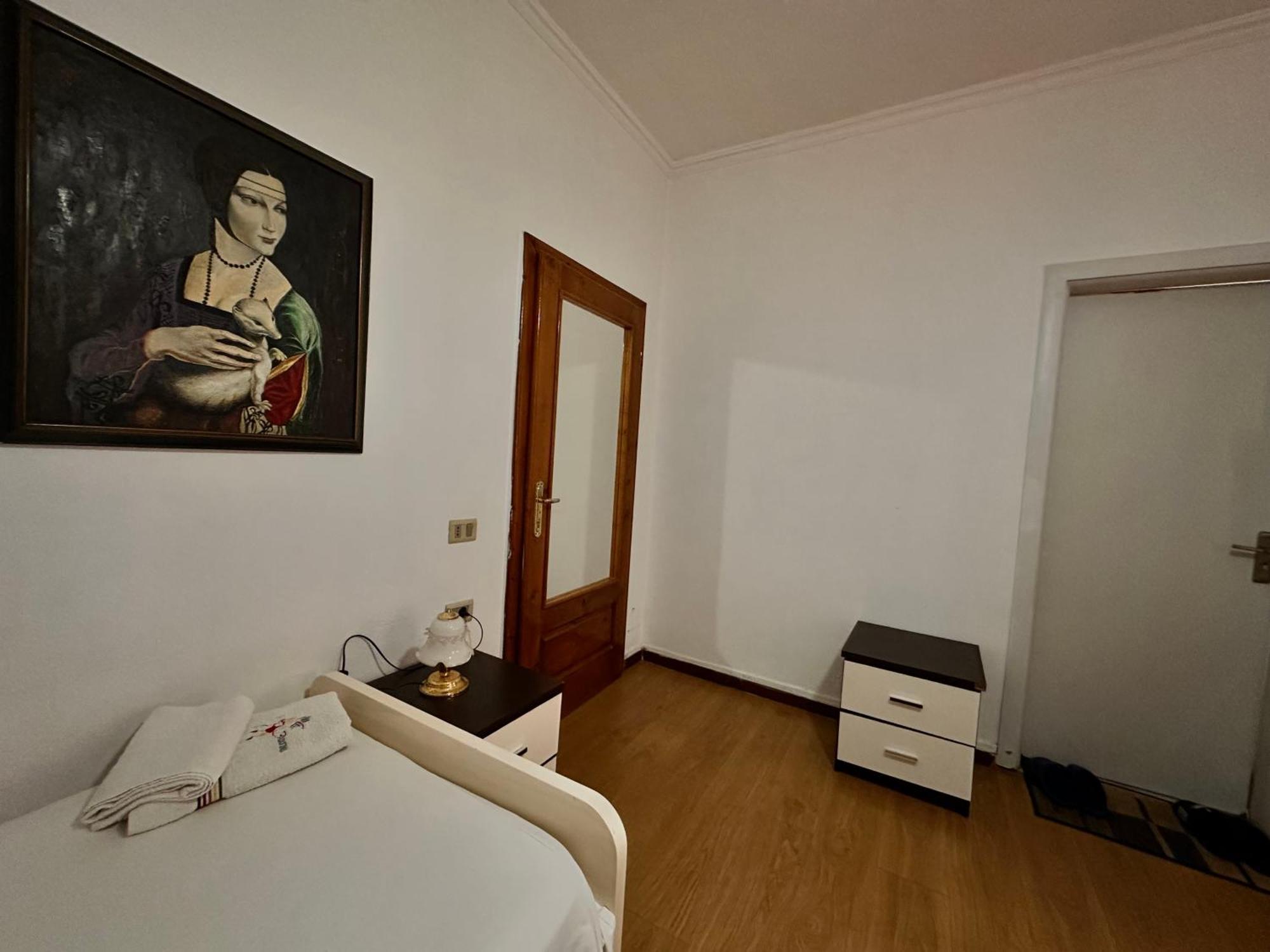 Hostel Grande House Tirana Exterior photo